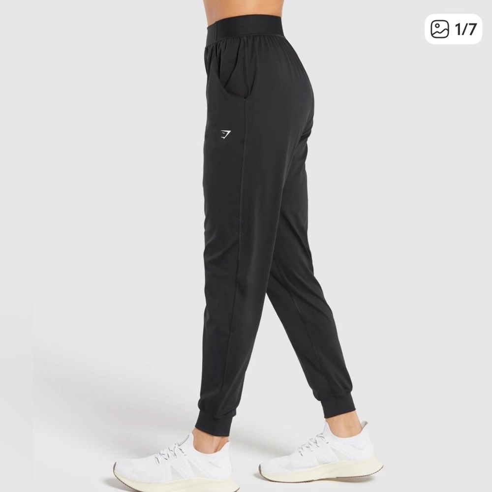 Gymshark Women’s Black Sweatpant Joggers